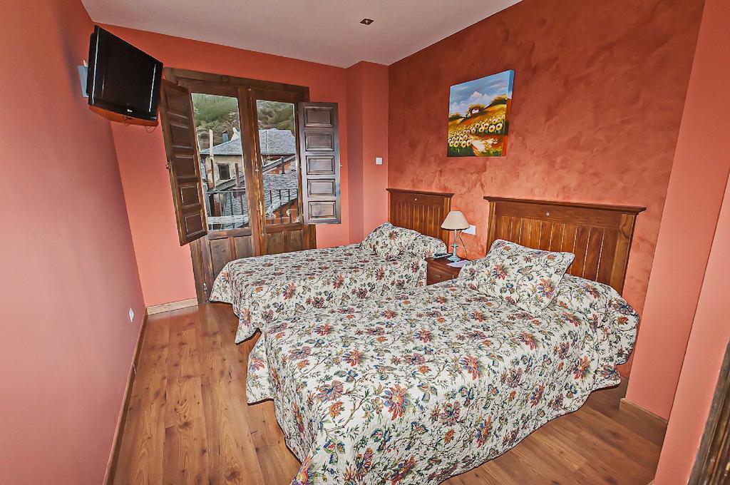 Hotel Rural Pajarapinta Molinaseca Oda fotoğraf